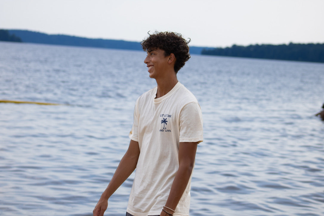 Palm Tree Tee (Multiple Colors)