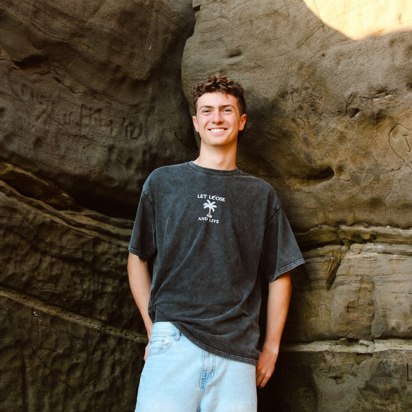 Vintage Palm Tree Tee